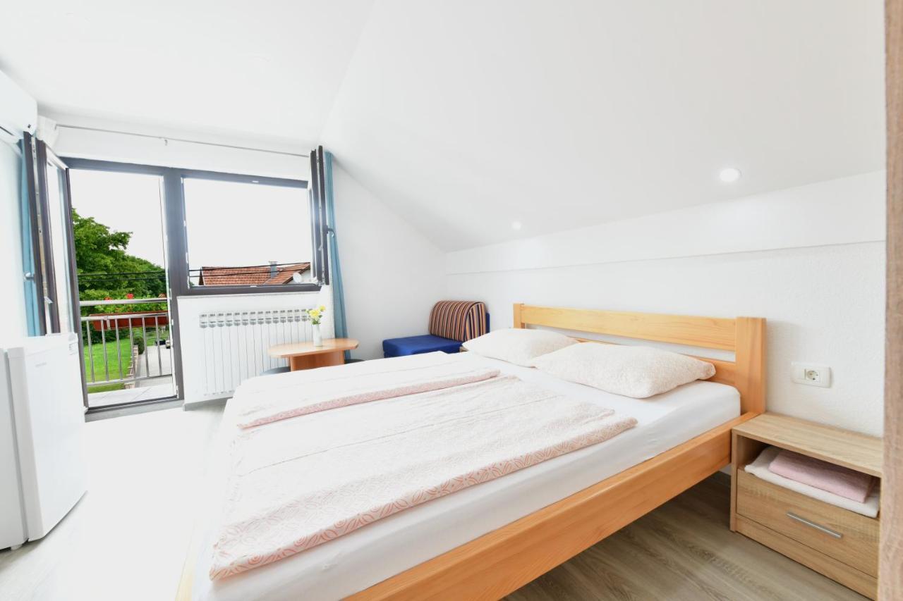 Hotel House Marinic à Grabovac  Extérieur photo