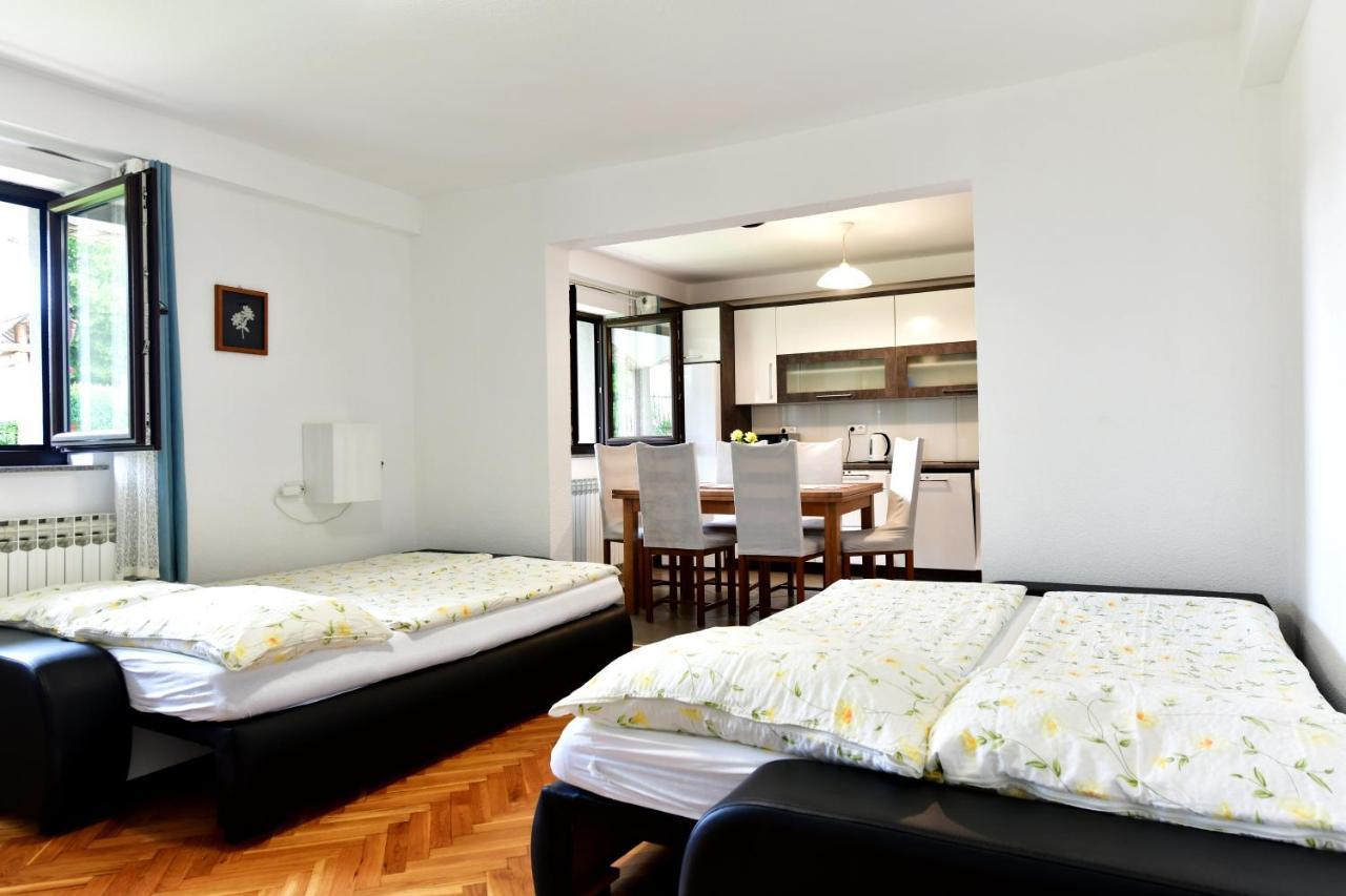 Hotel House Marinic à Grabovac  Extérieur photo
